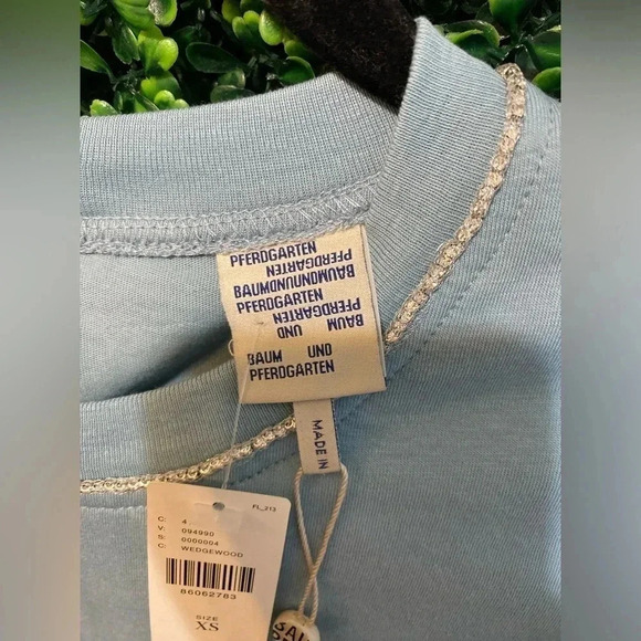 Anthropologie Baum und Pferdgarten Jasrah Top with decorative gems - Size XSmall - Picture 7 of 12